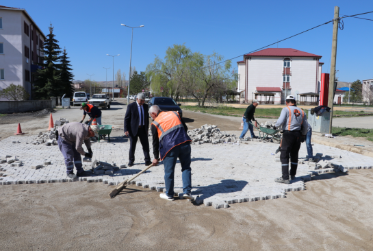 Asfalt yama ve Parke Taş yol Yapımı 